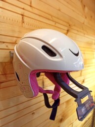 PRILBA ARCORE WHITE-PINK 54CM